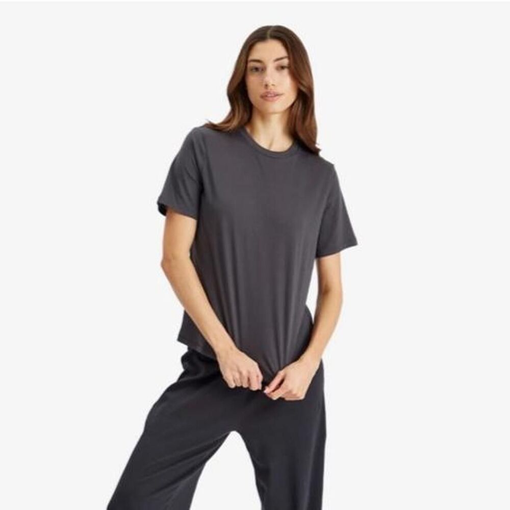 Skims Women's Grey and Black T-shirt